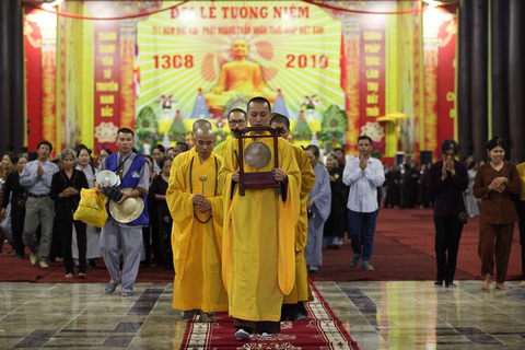 Tưởng niệm 711 năm Phật hoàng Trần Nhân Tông nhập niết bàn - Ảnh 1. Tưởng niệm 711 năm Phật hoàng Trần Nhân Tông nhập niết bàn - Ảnh 1.