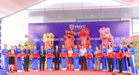 Khai trương trung tâm tiêm chủng 5 sao tại Tây Nam Bộ - Ảnh 1. Khai trương trung tâm tiêm chủng 5 sao tại Tây Nam Bộ - Ảnh 1.