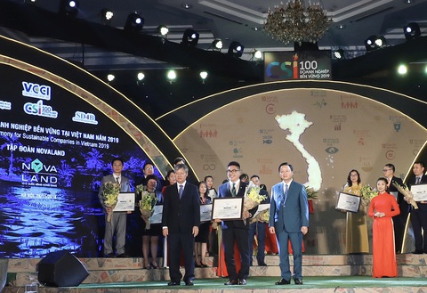 Novaland vào Top 10 doanh nghiệp bền vững 2019 - Ảnh 1. Novaland vào Top 10 doanh nghiệp bền vững 2019 - Ảnh 1.