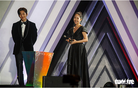 AAA 2019 tổ chức ở Việt Nam nhất định không dùng tiếng Việt? - Ảnh 6. AAA 2019 tổ chức ở Việt Nam nhất định không dùng tiếng Việt? - Ảnh 6.