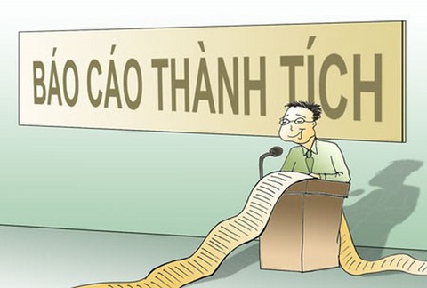 Háo danh: Ai tin là do áp lực gia đình, dòng họ - Ảnh 1. Háo danh: Ai tin là do áp lực gia đình, dòng họ - Ảnh 1.