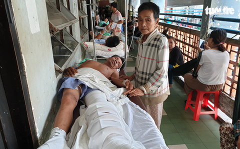 Bắt nghi phạm dàn cảnh lấy 23 triệu của cụ bà 80 tuổi chăm con ở bệnh viện - Ảnh 2. Bắt nghi phạm dàn cảnh lấy 23 triệu của cụ bà 80 tuổi chăm con ở bệnh viện - Ảnh 2.