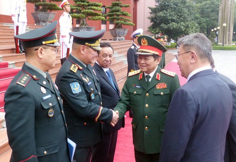 Việt Nam - Mông Cổ ký thỏa thuận hợp tác về quốc phòng - Ảnh 4. Việt Nam - Mông Cổ ký thỏa thuận hợp tác về quốc phòng - Ảnh 4.