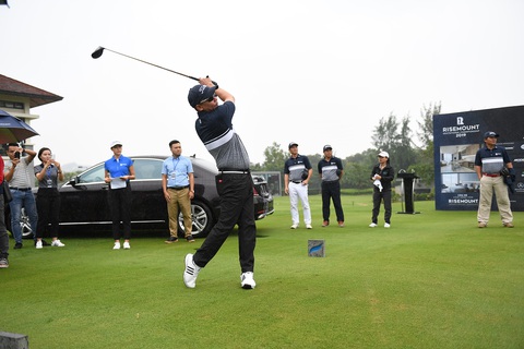 Giải Golf 70 tỉ - Ngày hội của những trái tim nóng - Ảnh 2. Giải Golf 70 tỉ - Ngày hội của những trái tim nóng - Ảnh 2.