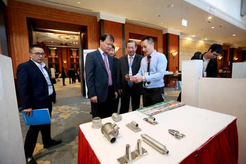Doanh nghiệp trưng hàng tại diễn đàn công nghiệp hỗ trợ năm 2019 - Ảnh 1. Doanh nghiệp trưng hàng tại diễn đàn công nghiệp hỗ trợ năm 2019 - Ảnh 1.