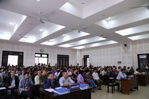Tòa tuyên bác đơn kiện của Bách Đạt An với Hoàng Nhất Nam - Ảnh 1. Tòa tuyên bác đơn kiện của Bách Đạt An với Hoàng Nhất Nam - Ảnh 1.