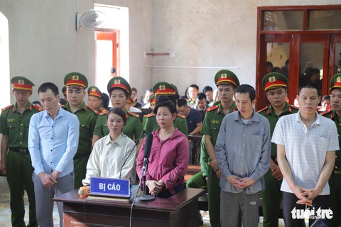 Lãnh án 20 năm tù, mẹ nữ sinh giao gà gào thét Tôi bị oan - Ảnh 2. Lãnh án 20 năm tù, mẹ nữ sinh giao gà gào thét Tôi bị oan - Ảnh 2.