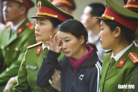 Mẹ nữ sinh giao gà không thừa nhận tội danh, nói mình bị oan - Ảnh 1. Mẹ nữ sinh giao gà không thừa nhận tội danh, nói mình bị oan - Ảnh 1.