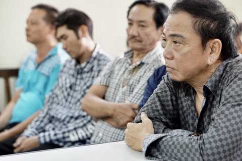 Nghệ sĩ Hồng Tơ bị đề nghị phạt 30-40 triệu đồng về tội đánh bạc - Ảnh 1. Nghệ sĩ Hồng Tơ bị đề nghị phạt 30-40 triệu đồng về tội đánh bạc - Ảnh 1.
