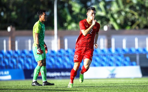 U22 Việt Nam - Lào: 6-1 Đúng với toan tính của ông Park - Ảnh 1. U22 Việt Nam - Lào: 6-1 Đúng với toan tính của ông Park - Ảnh 1.