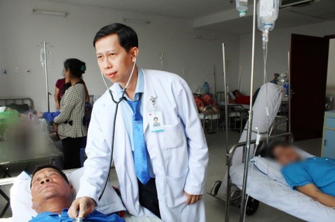 Phẫu thuật nội soi ở bệnh nhân nhiều bệnh lý đi kèm - Ảnh 1. Phẫu thuật nội soi ở bệnh nhân nhiều bệnh lý đi kèm - Ảnh 1.