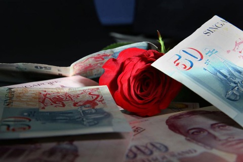 Phá đường dây lừa tình lấy gần 6 triệu USD của 139 quý bà - Ảnh 1. Phá đường dây lừa tình lấy gần 6 triệu USD của 139 quý bà - Ảnh 1.