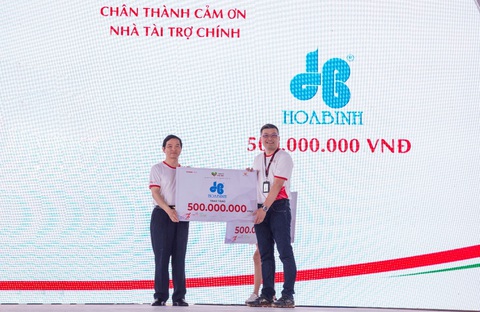 Hòa Bình tài trợ 500 triệu đồng phẫu thuật tim cho trẻ em nghèo - Ảnh 2. Hòa Bình tài trợ 500 triệu đồng phẫu thuật tim cho trẻ em nghèo - Ảnh 2.