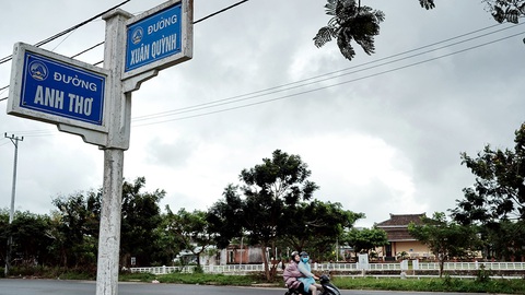 Đặt tên đường đừng quá soi khuyết điểm của tiền nhân - Ảnh 2. Đặt tên đường đừng quá soi khuyết điểm của tiền nhân - Ảnh 2.
