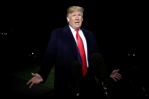 Thẩm phán Mỹ chặn quy định làm khó người nhập cư của chính quyền ông Trump - Ảnh 1. Thẩm phán Mỹ chặn quy định làm khó người nhập cư của chính quyền ông Trump - Ảnh 1.