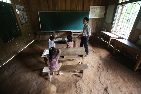 Trong chớp mắt, trường học dột nát vùng cao thành trường trong mơ - Ảnh 2. Trong chớp mắt, trường học dột nát vùng cao thành trường trong mơ - Ảnh 2.