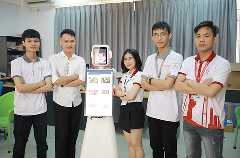 Nhóm nghiên cứu AI của ĐH Duy Tân chế tạo robot phục vụ - Ảnh 3. Nhóm nghiên cứu AI của ĐH Duy Tân chế tạo robot phục vụ - Ảnh 3.