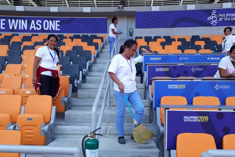 Sân thi đấu điền kinh đẹp long lanh sẵn sàng cho SEA Games 30 - Ảnh 3. Sân thi đấu điền kinh đẹp long lanh sẵn sàng cho SEA Games 30 - Ảnh 3.