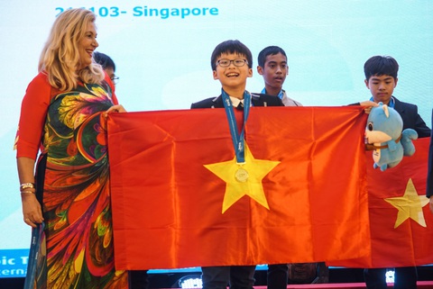 Việt Nam giành 15 HCV tại kỳ thi Olympic toán học và khoa học quốc tế 2019 - Ảnh 2. Việt Nam giành 15 HCV tại kỳ thi Olympic toán học và khoa học quốc tế 2019 - Ảnh 2.