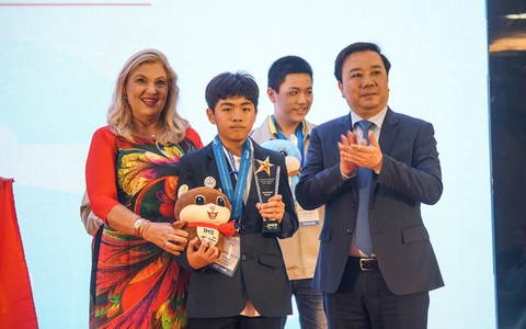 Việt Nam giành 15 HCV tại kỳ thi Olympic toán học và khoa học quốc tế 2019 - Ảnh 1. Việt Nam giành 15 HCV tại kỳ thi Olympic toán học và khoa học quốc tế 2019 - Ảnh 1.