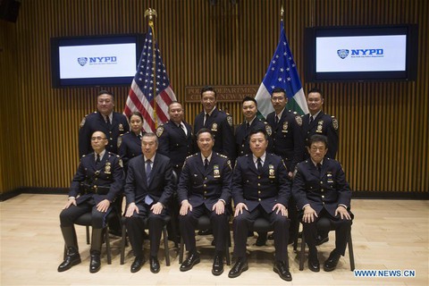 Ở New York, đi đâu cũng gặp cảnh sát gốc Á - Ảnh 1. Ở New York, đi đâu cũng gặp cảnh sát gốc Á - Ảnh 1.
