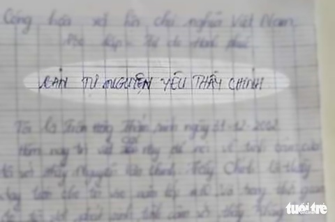 Thầy giáo 55 tuổi làm nữ sinh lớp 10 mang bầu: Nữ sinh tự nguyện yêu thầy? - Ảnh 1. Thầy giáo 55 tuổi làm nữ sinh lớp 10 mang bầu: Nữ sinh tự nguyện yêu thầy? - Ảnh 1.