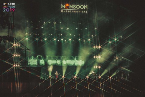 Phút cuối Monsoon: Khán giả níu chân ban nhạc Hàn Quốc Hyukoh - Ảnh 10. Phút cuối Monsoon: Khán giả níu chân ban nhạc Hàn Quốc Hyukoh - Ảnh 10.