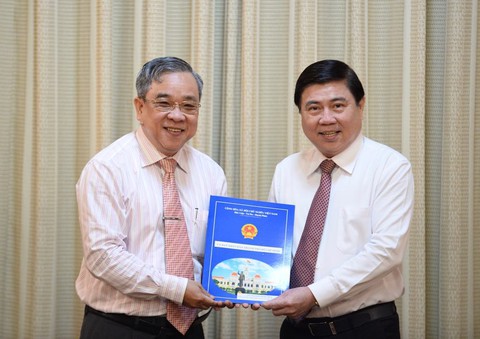 Điều động, bổ nhiệm nhiều cán bộ lãnh đạo về các đơn vị thuộc TP.HCM - Ảnh 1. Điều động, bổ nhiệm nhiều cán bộ lãnh đạo về các đơn vị thuộc TP.HCM - Ảnh 1.