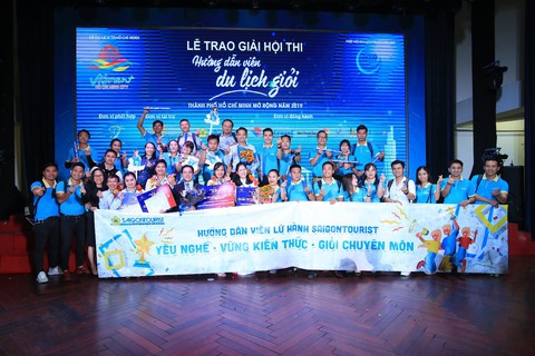 Hướng dẫn viên Lữ hành Saigontourist ba lần liên tiếp được vinh danh - Ảnh 1. Hướng dẫn viên Lữ hành Saigontourist ba lần liên tiếp được vinh danh - Ảnh 1.