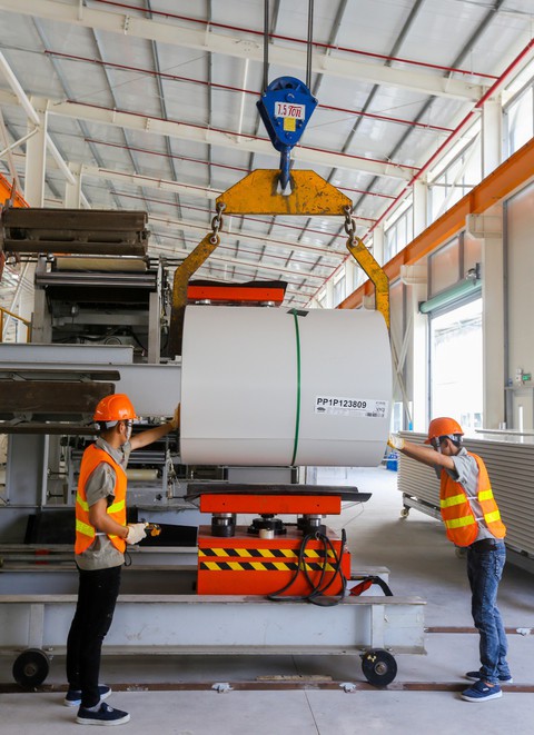 Nhà máy công suất hơn 10 triệu m2 panel cách nhiệt tại TP.HCM - Ảnh 4. Nhà máy công suất hơn 10 triệu m2 panel cách nhiệt tại TP.HCM - Ảnh 4.