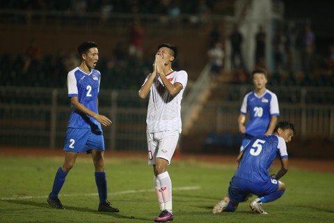 Việt Nam thắng Mông Cổ 3-0 ở trận ra quân vòng loại Giải U19 châu Á 2020 - Ảnh 2. Việt Nam thắng Mông Cổ 3-0 ở trận ra quân vòng loại Giải U19 châu Á 2020 - Ảnh 2.