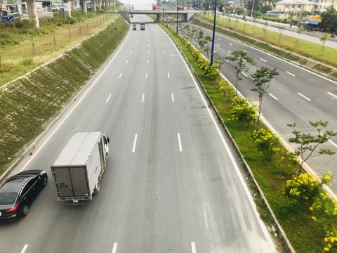 Giao thông tại cửa ngõ phía đông TP.HCM có nhiều thay đổi, dân đi sao cho đúng? - Ảnh 2. Giao thông tại cửa ngõ phía đông TP.HCM có nhiều thay đổi, dân đi sao cho đúng? - Ảnh 2.