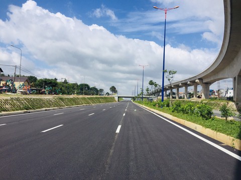 Ngày 8-11, thông xe nút giao thông ĐHQG giải cứu cửa ngõ phía đông TP.HCM - Ảnh 1. Ngày 8-11, thông xe nút giao thông ĐHQG giải cứu cửa ngõ phía đông TP.HCM - Ảnh 1.
