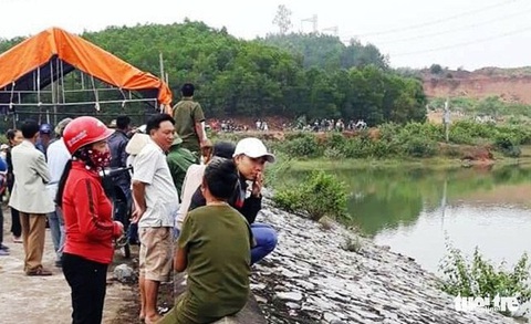 Nữ sinh lớp 6 chết dưới đập nước: nghi án bà giết cháu - Ảnh 1. Nữ sinh lớp 6 chết dưới đập nước: nghi án bà giết cháu - Ảnh 1.