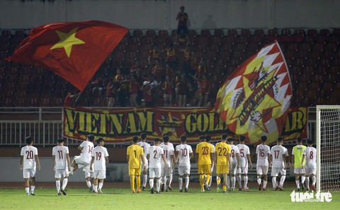 Sân Thống Nhất vắng tanh ngày U19 Việt Nam mở màn vòng loại châu Á 2020 - Ảnh 7. Sân Thống Nhất vắng tanh ngày U19 Việt Nam mở màn vòng loại châu Á 2020 - Ảnh 7.