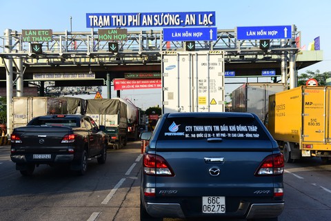 Tiến độ dự án thu phí tự động chậm, VETC có nguy cơ phá sản - Ảnh 1. Tiến độ dự án thu phí tự động chậm, VETC có nguy cơ phá sản - Ảnh 1.