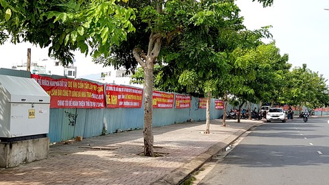 Người dân tự rào đất trong khu đô thị - Ảnh 3. Người dân tự rào đất trong khu đô thị - Ảnh 3.