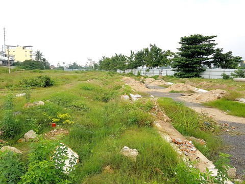 Người dân tự rào đất trong khu đô thị - Ảnh 7. Người dân tự rào đất trong khu đô thị - Ảnh 7.