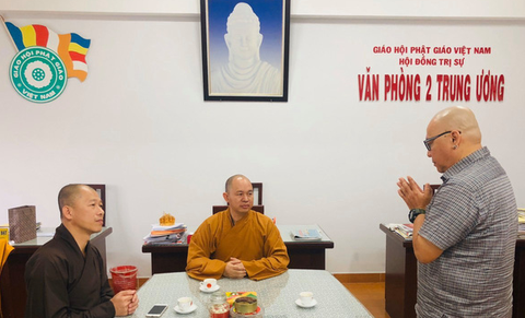 Xúc phạm Phật giáo, một tiến sĩ sám hối - Ảnh 1. Xúc phạm Phật giáo, một tiến sĩ sám hối - Ảnh 1.