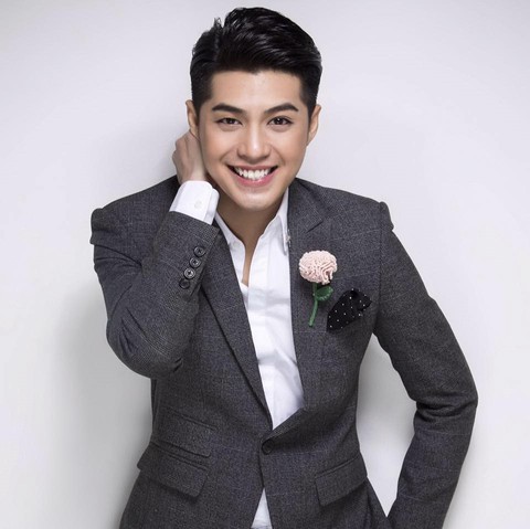 Noo Phước Thịnh trình diễn tại Hội nghị thượng đỉnh Hàn Quốc - ASEAN - Ảnh 1. Noo Phước Thịnh trình diễn tại Hội nghị thượng đỉnh Hàn Quốc - ASEAN - Ảnh 1.