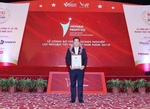 Chubb Life Việt Nam có tên trong Top 500 doanh nghiệp lợi nhuận tốt nhất Việt Nam - Ảnh 2. Chubb Life Việt Nam có tên trong Top 500 doanh nghiệp lợi nhuận tốt nhất Việt Nam - Ảnh 2.