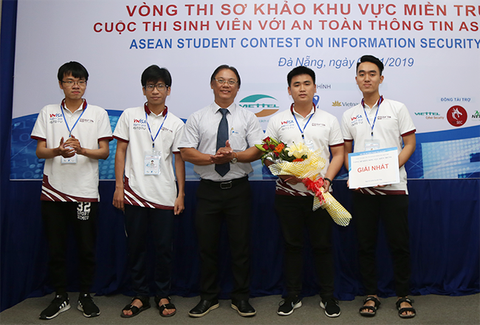 Sinh viên Duy Tân vô địch cuộc thi an toàn thông tin ASEAN - Ảnh 1. Sinh viên Duy Tân vô địch cuộc thi an toàn thông tin ASEAN - Ảnh 1.