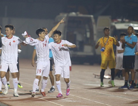 Thắng Đảo Guam 4-1, U19 Việt Nam chờ quyết đấu với Nhật Bản - Ảnh 1. Thắng Đảo Guam 4-1, U19 Việt Nam chờ quyết đấu với Nhật Bản - Ảnh 1.