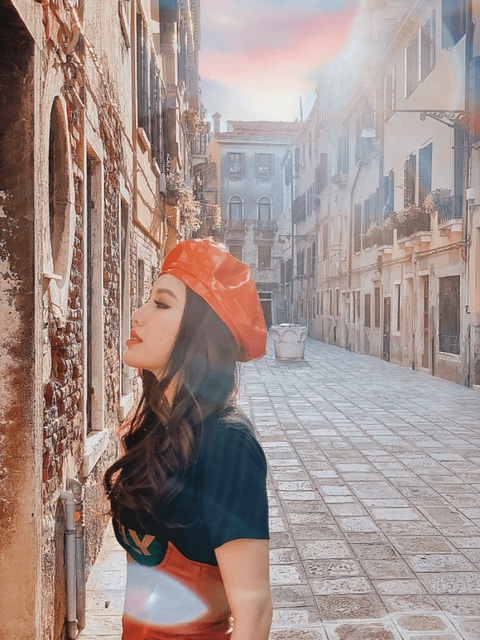 Bảo Thy mang Venice thơ mộng vào MV Baby em cô đơn - Ảnh 3. Bảo Thy mang Venice thơ mộng vào MV Baby em cô đơn - Ảnh 3.