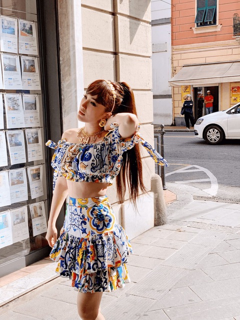 Bảo Thy mang Venice thơ mộng vào MV Baby em cô đơn - Ảnh 4. Bảo Thy mang Venice thơ mộng vào MV Baby em cô đơn - Ảnh 4.