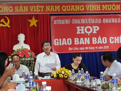 Hội Nông dân Bạc Liêu tránh né vụ giới thiệu quan chức làm nông dân xuất sắc - Ảnh 1. Hội Nông dân Bạc Liêu tránh né vụ giới thiệu quan chức làm nông dân xuất sắc - Ảnh 1.