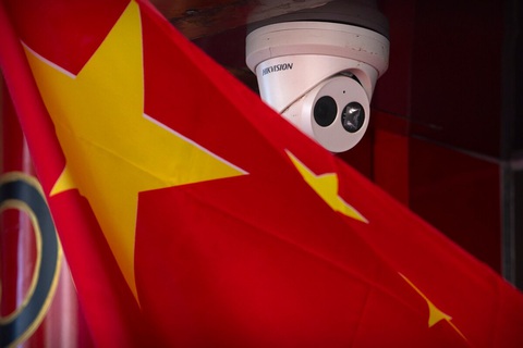 Mỹ hốt hoảng: camera Trung Quốc vô tận căn cứ tàu ngầm của Mỹ - Ảnh 1. Mỹ hốt hoảng: camera Trung Quốc vô tận căn cứ tàu ngầm của Mỹ - Ảnh 1.