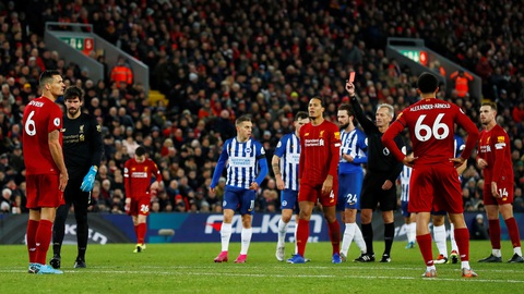 Van Dijk lập cú đúp, Liverpool bỏ xa Man City 11 điểm - Ảnh 3. Van Dijk lập cú đúp, Liverpool bỏ xa Man City 11 điểm - Ảnh 3.