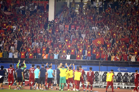 Thắng U22 Indonesia, thầy trò ông Park được thưởng nóng 1 tỷ đồng - Ảnh 1. Thắng U22 Indonesia, thầy trò ông Park được thưởng nóng 1 tỷ đồng - Ảnh 1.