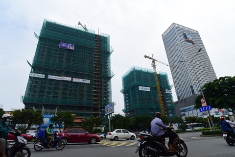 Vay tiền mua nhà khó hơn? - Ảnh 1. Vay tiền mua nhà khó hơn? - Ảnh 1.